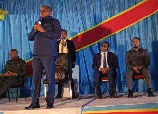 Le Gouverneur Mike-David Mokeni en mission à Isiro aux côtés du VPM Jacquemain Shabani Lukoo